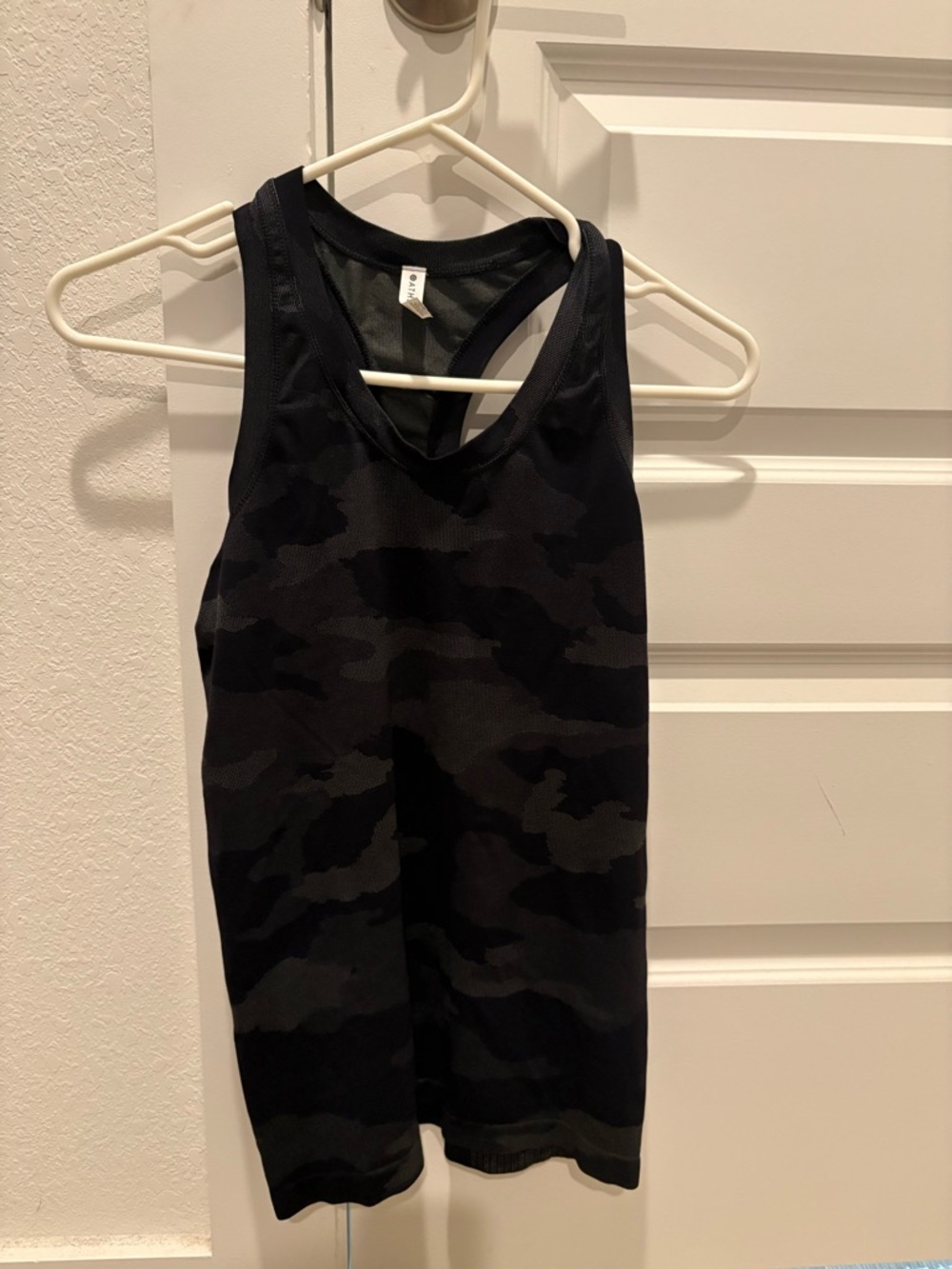 Athleta seamless momentum tank